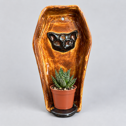 Familiar’s Rest Handmade Ceramic Coffin Wall Shelf – Gothic Tealight & Succulent Holder, 18 × 9 × 5 cm by Red Raven Pottery