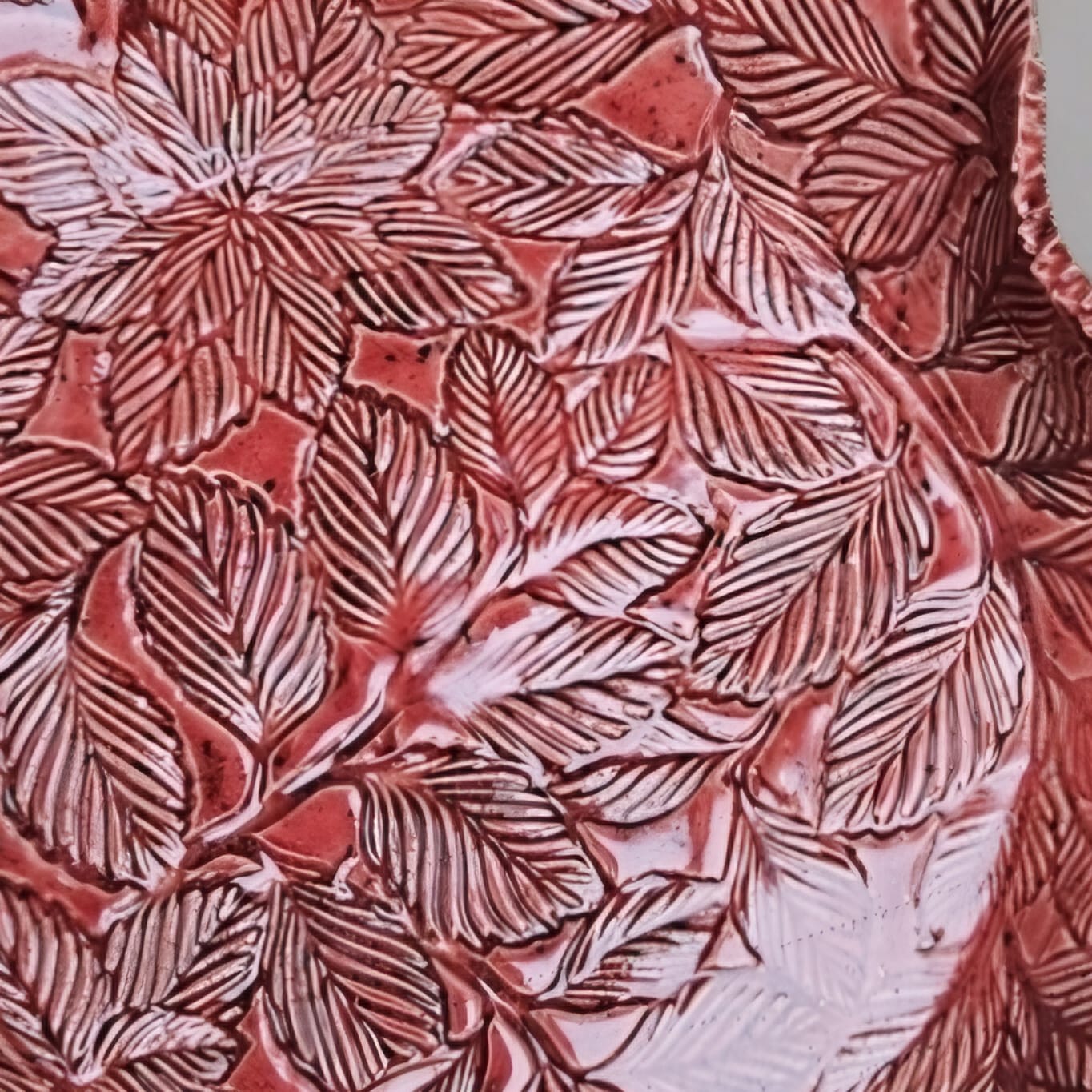 Fiery Grove Ceramic Bowl – Ember of a Burning Canopy, Ø28×4 cm by Red Raven Pottery