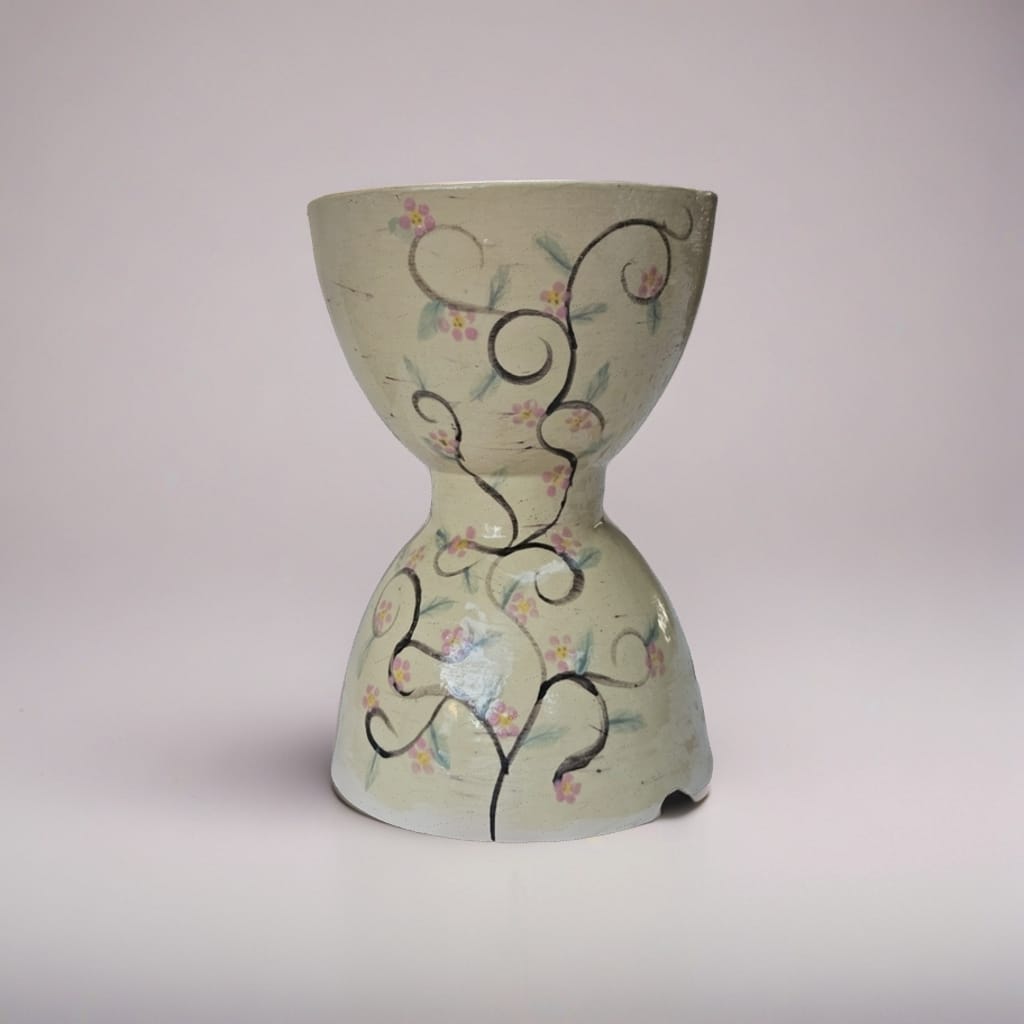 Floral Hearth Ceramic Planter – Quiet Bloomed Presence, Ø12×17 cm by Red Raven Pottery