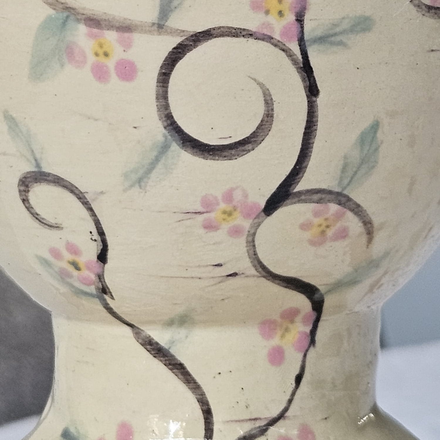 Floral Hearth Ceramic Planter – Quiet Bloomed Presence, Ø12×17 cm by Red Raven Pottery