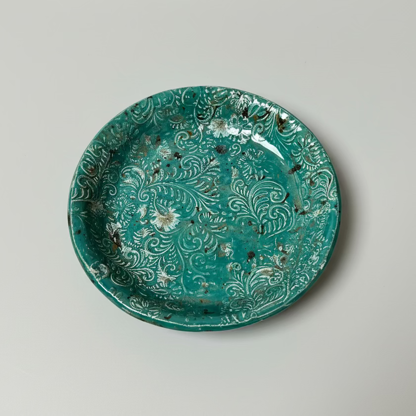 Floral Reef Ceramic Plate – Botanical Serving Ritual, Ø19.5×3 cm & Ø17.5×3 cm by Red Raven Pottery