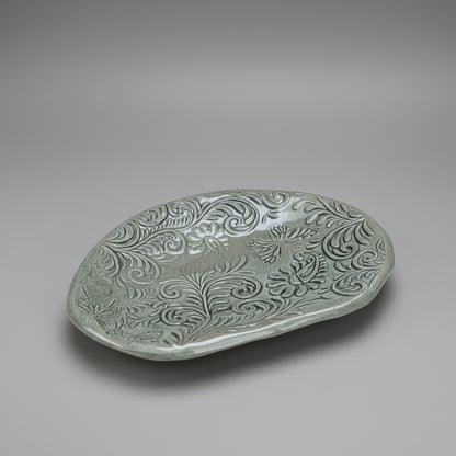 Floral Reverie Ceramic Trinket Dish – Quiet Transformation in Clay, Ø9×1.5 cm by Red Raven Pottery
