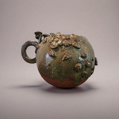 Forest Oracle Ceramic Tea Mug – Moss-Green Ritual Vessel, Ø9.5×11 cm by Red Raven Pottery