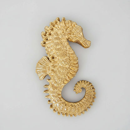 Graceful Seahorse Ceramic Wall Hanging – Ocean Spirit Figurine, 17×10 cm by Red Raven Pottery