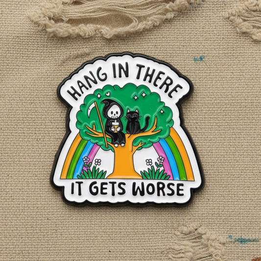 Hang In There Lapel Pin – Dark Reaper Humor Metal Badge, 3 × 3.5 cm