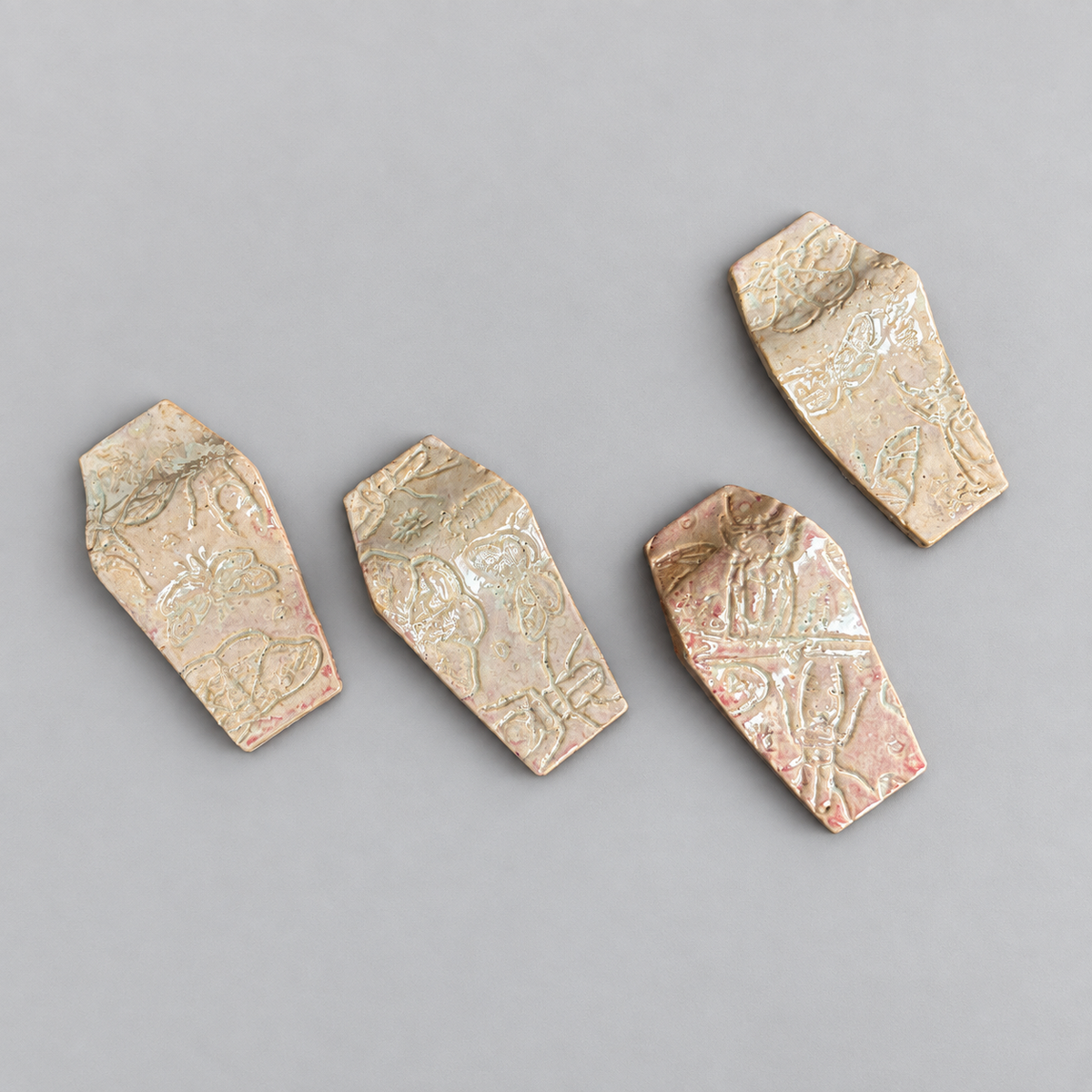 Heather Entomology Handmade Ceramic Cutlery Rests – Coffin-Shaped Tableware, 9 × 4 × 1 cm by Red Raven Pottery