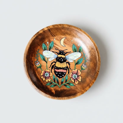 Honey Bee Painted Offering Bowl – Mango Wood For Purifying Rituals, Ø 24 × 10 cm by Hook & Hex