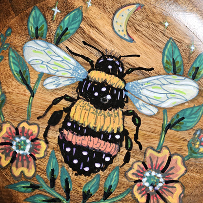 Honey Bee Painted Offering Bowl – Mango Wood For Purifying Rituals, Ø 24 × 10 cm by Hook & Hex