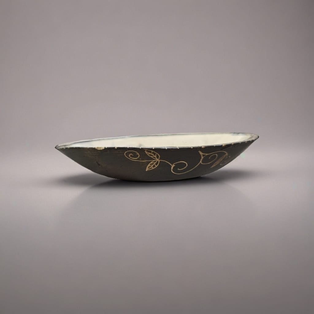 Hummingbird Moment Ceramic Dinner Plate – Lightness In Still Motion, Ø19.5×3 cm by Red Raven Pottery