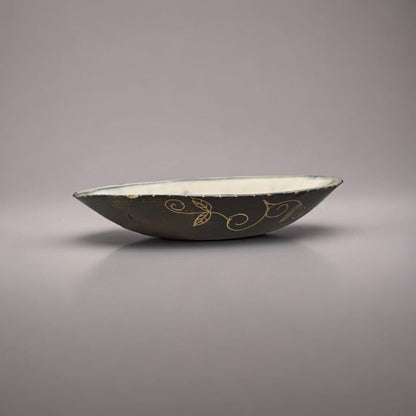 Hummingbird Moment Ceramic Dinner Plate – Lightness In Still Motion, Ø19.5×3 cm by Red Raven Pottery