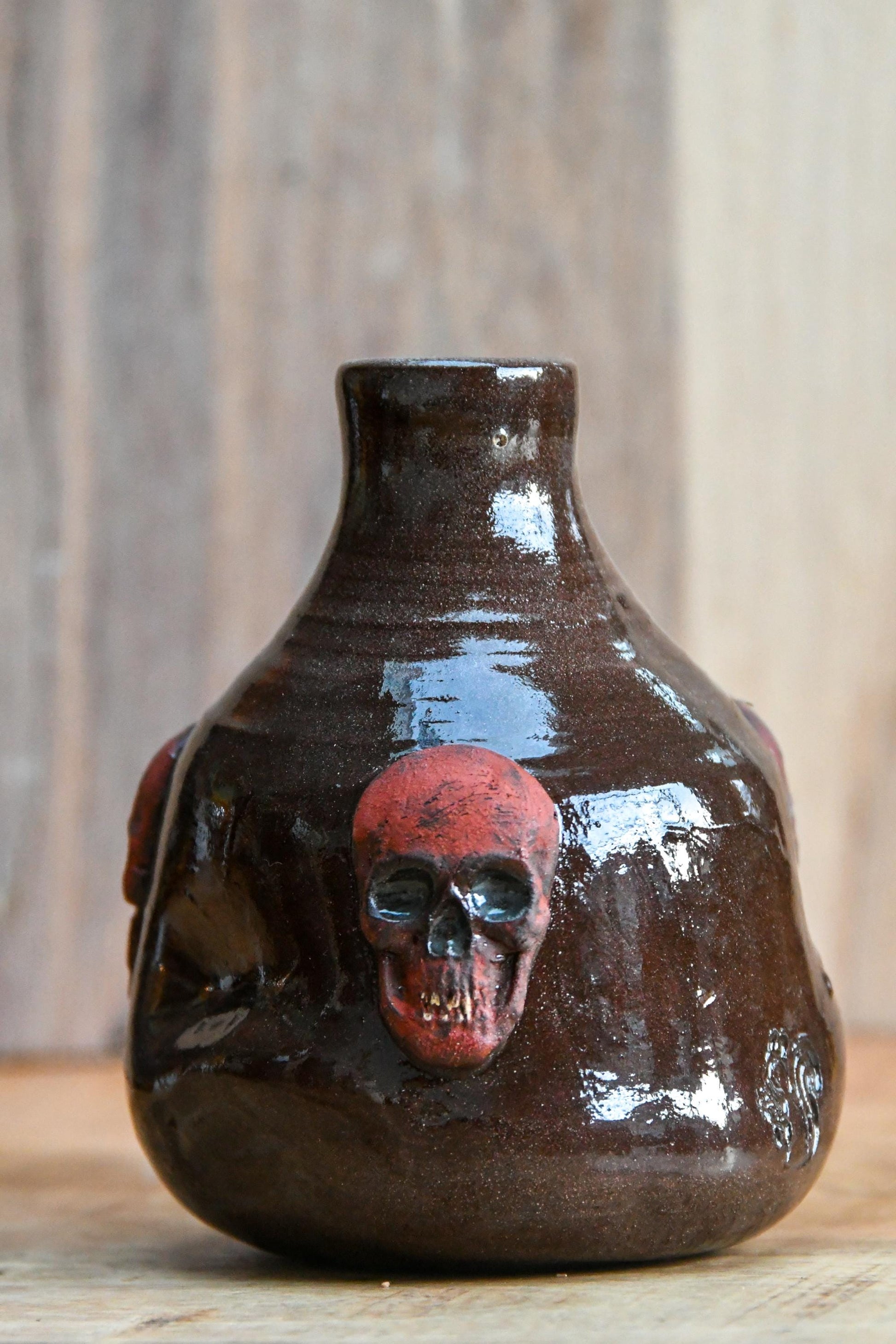 skull vase