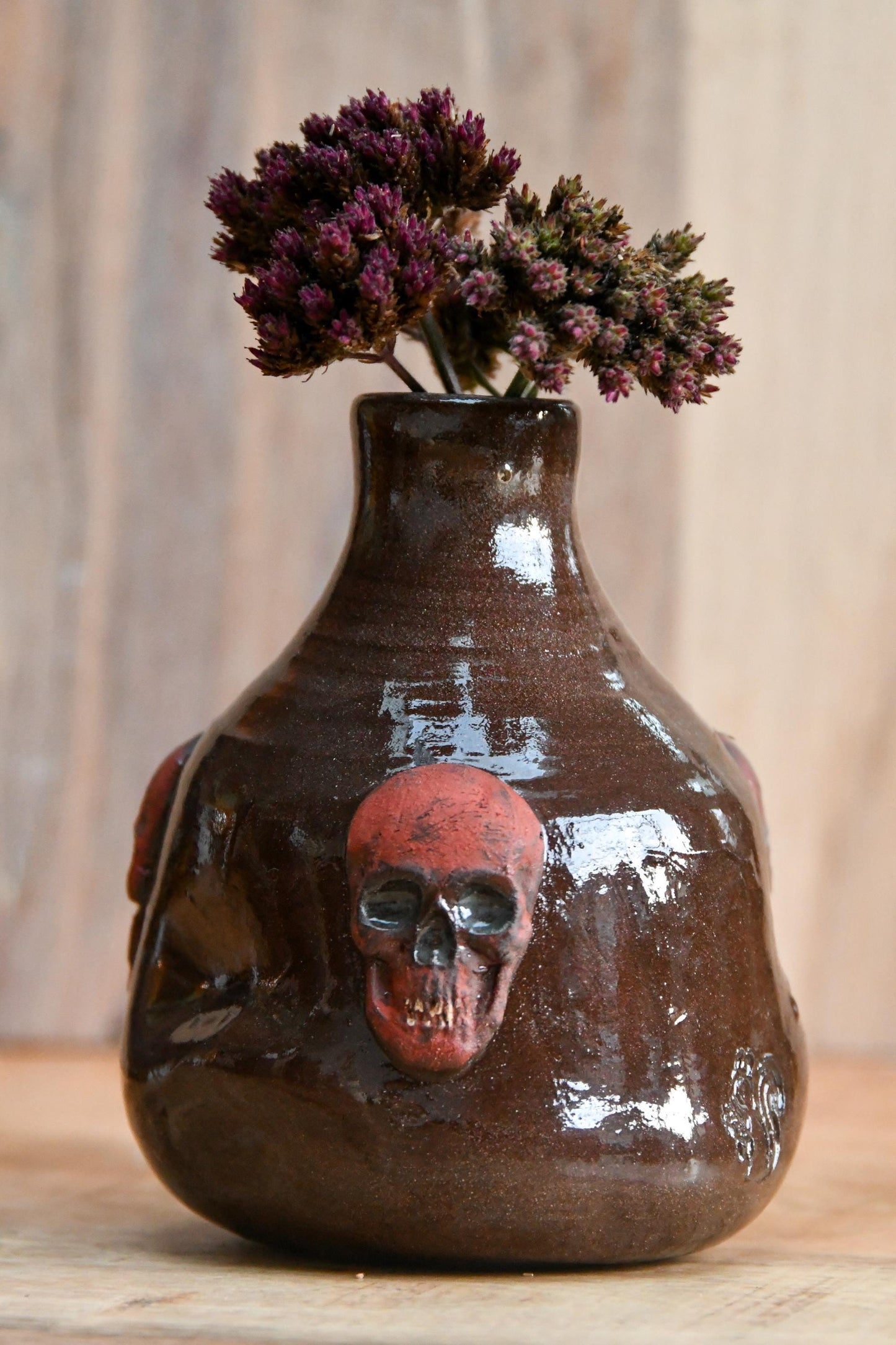 skull vase