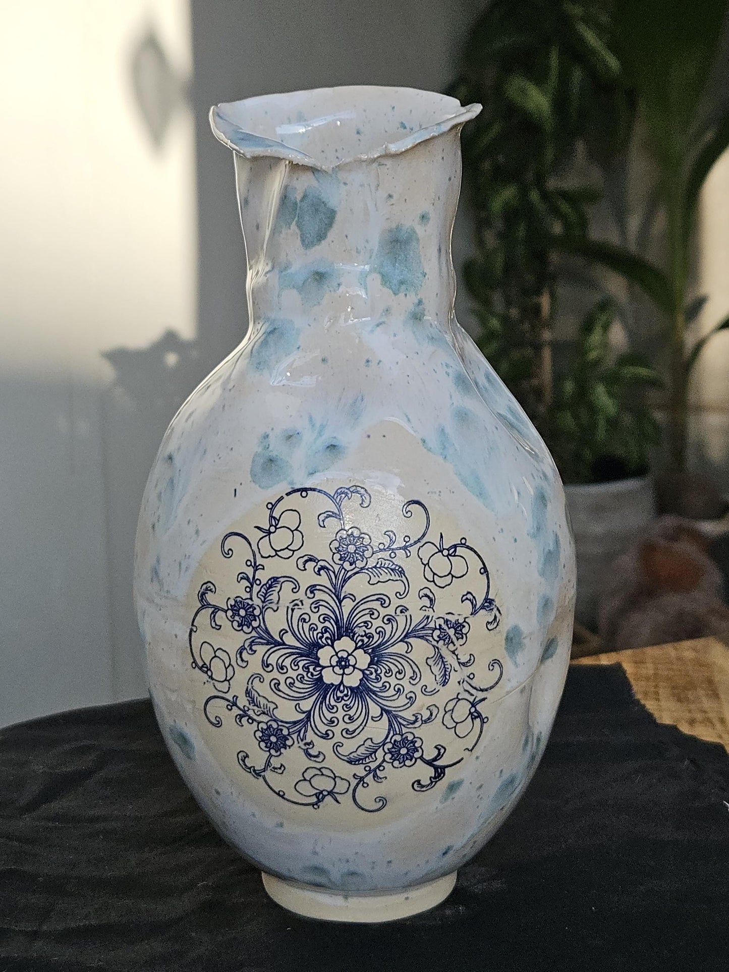 BLUE & WHITE flower vase