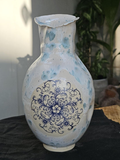 BLUE & WHITE flower vase