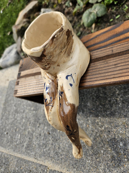 Beautiful legs plantpot
