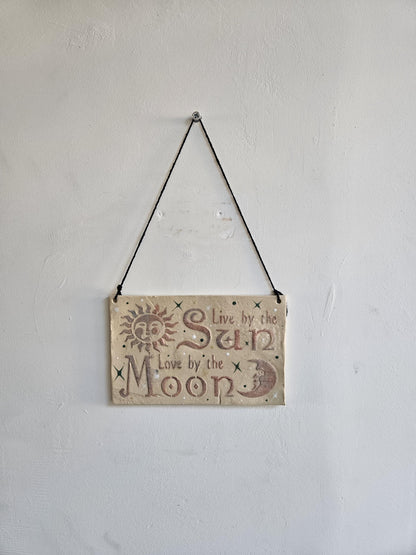 Sun love by the moon gezegde tegel