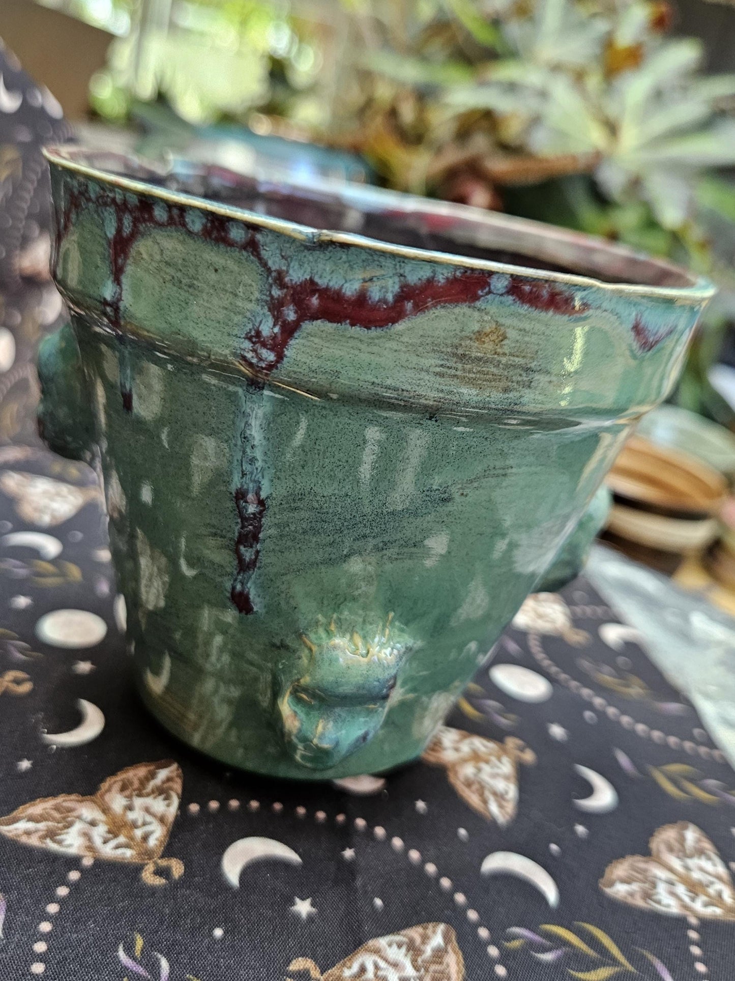 Handmade Green teacup lange skull