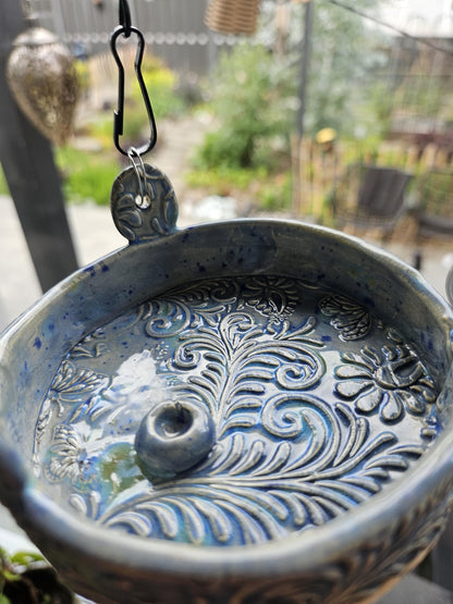 Handgemaakt keramisch vogelbad 'Bluebell' - Fairy Relics Collection