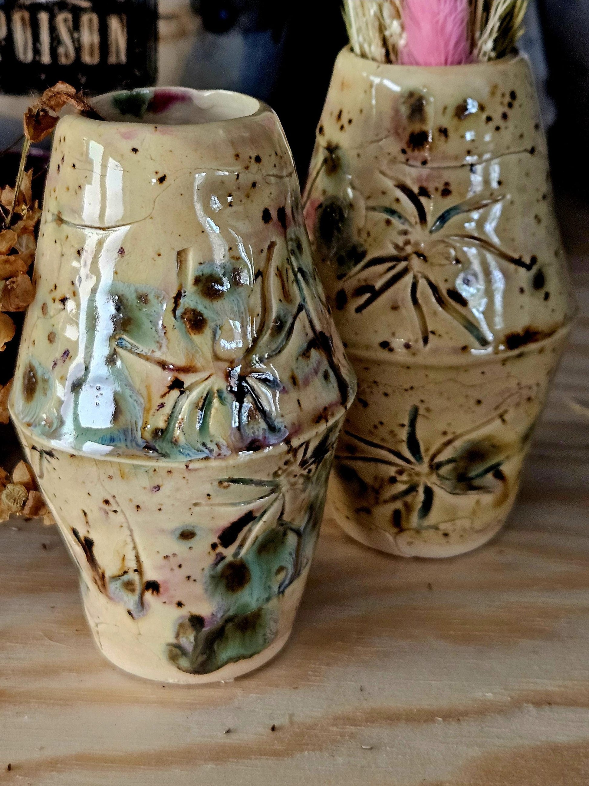 Handmade Ceramic Vase with Carved Spiders – Rustic Speckled Glaze – Nature-Inspired Dark Decor