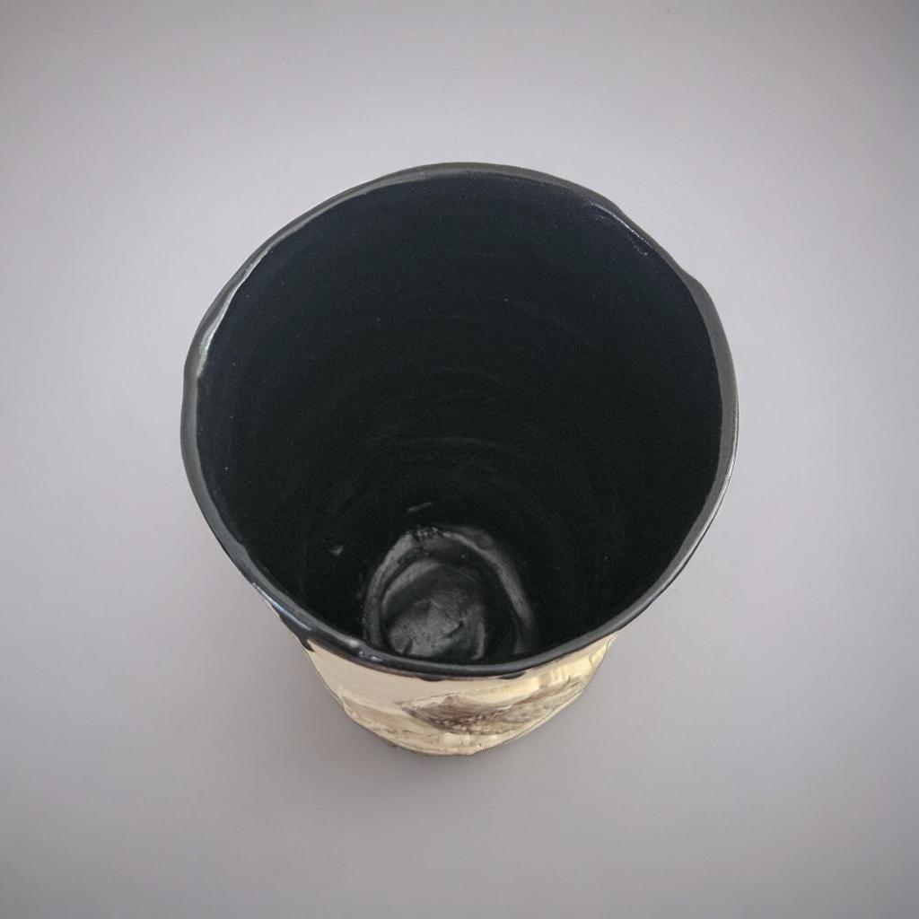 Raven Stories Tumbler – Nevermore Ceramic Vessel, Ø8×12 cm