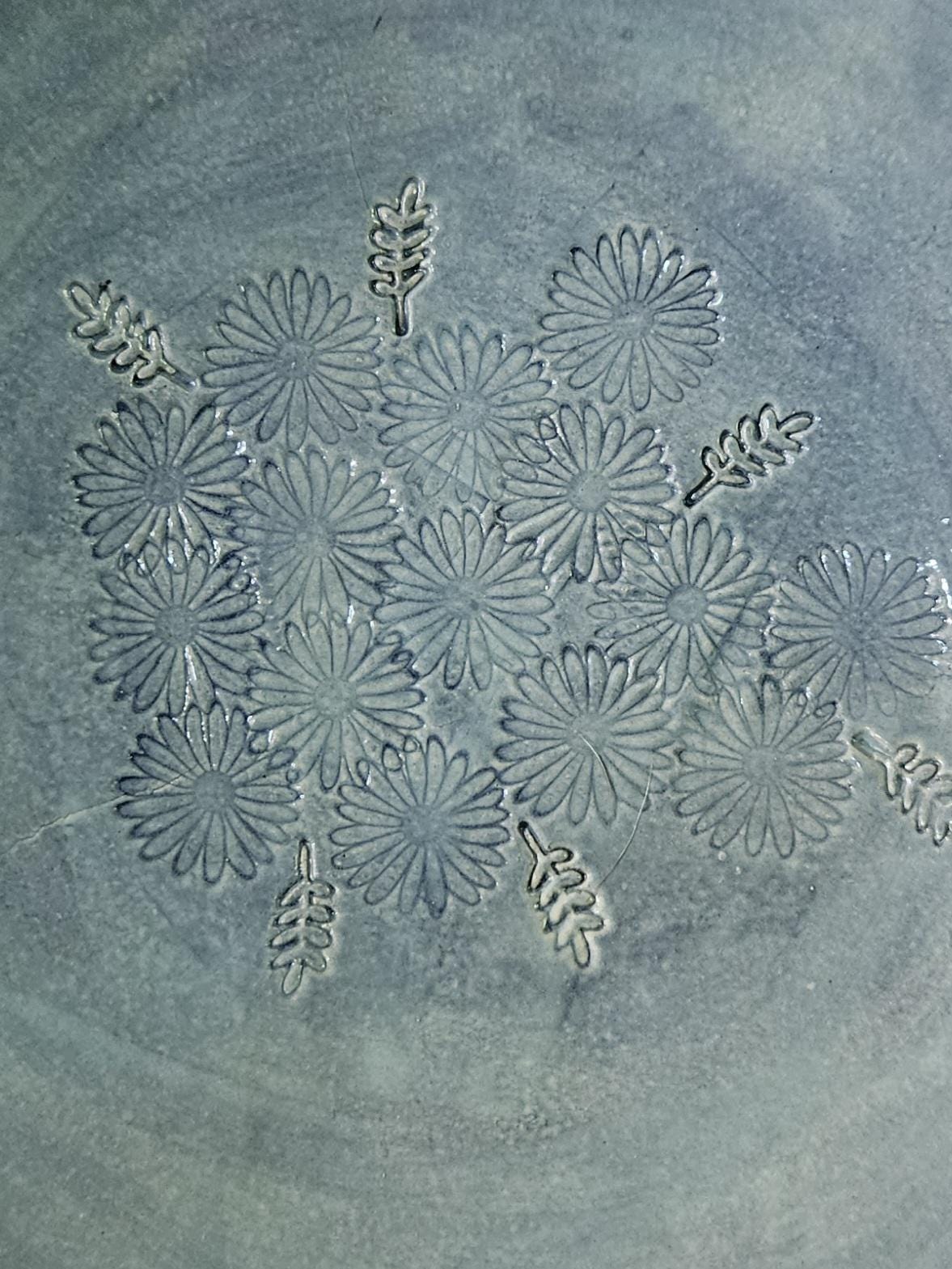Sea Bloom Ceramic Dinnerplate – Canary Light in Glaze, Ø 21 × 3 cm