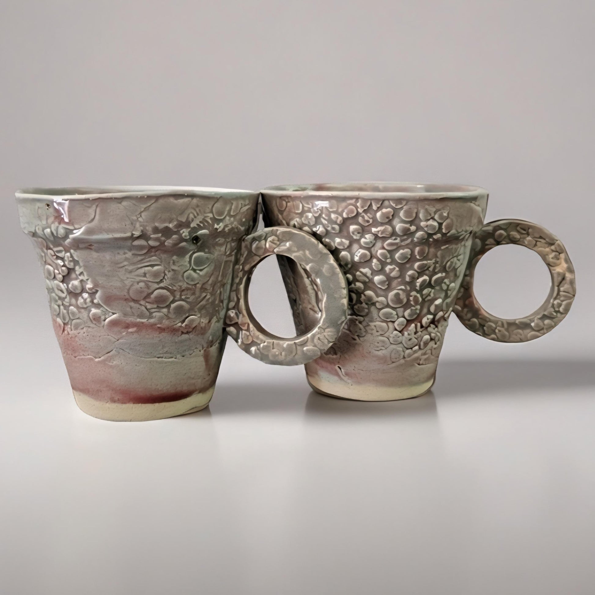 Yard of Bones Ceramic Coffee Mug – Shadows of Life Carved in Clay, Ø8×7.5 cm
