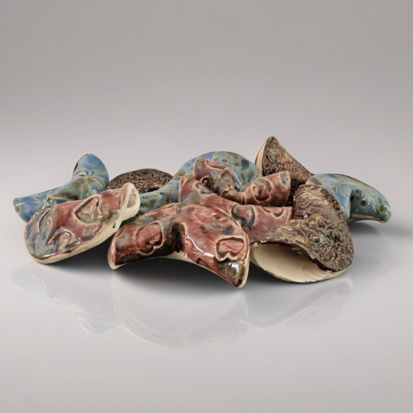 Eternal Fortune Cookies – Ceramic Symbols of Luck & Ritual, 7×4 cm