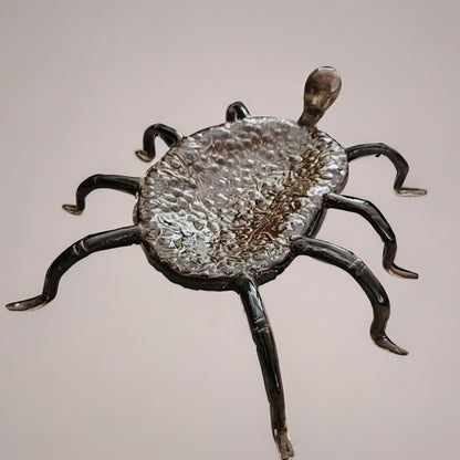 Arachnid Bones Jewelry Dish – Ceramic Guardian of Trinkets, 24×22×6.5 cm