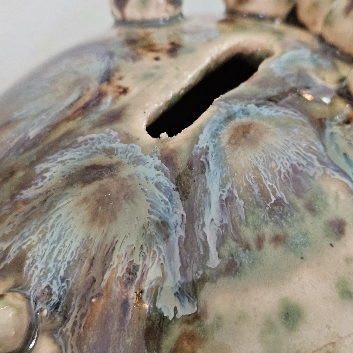 Quirky Ceramic Piggy Bank – Artisan Coin Keeper, Ø12×11 cm