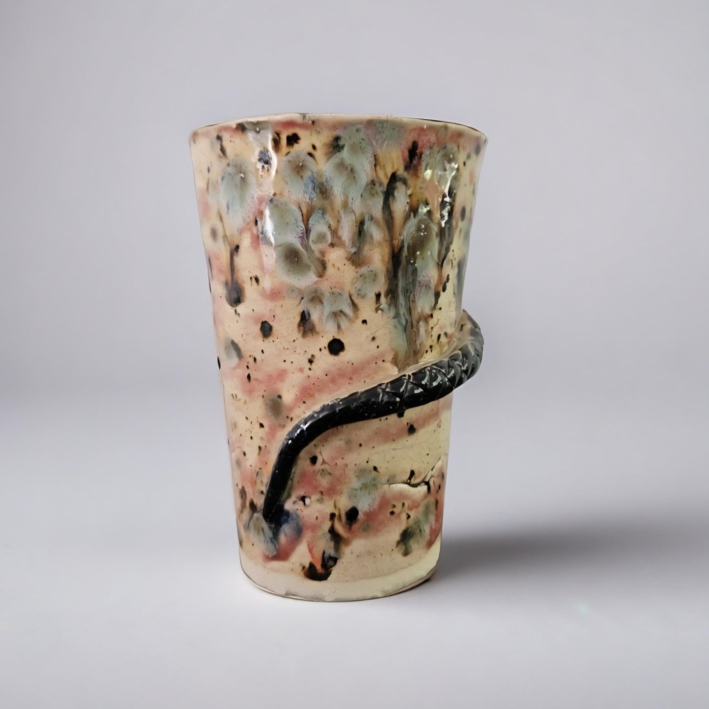Coiling Serpent Tumbler – Healing Power Ceramic Vessel, Ø8×12 cm