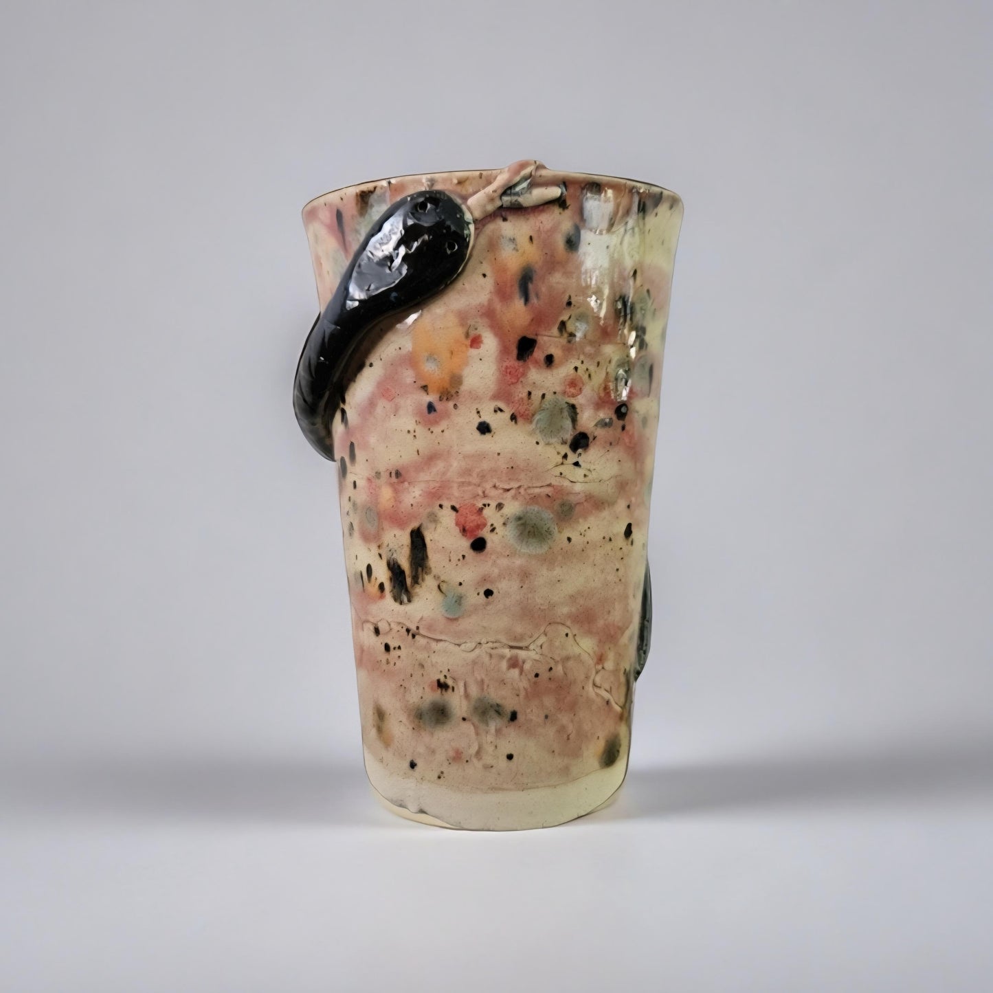 Coiling Serpent Tumbler – Healing Power Ceramic Vessel, Ø8×12 cm