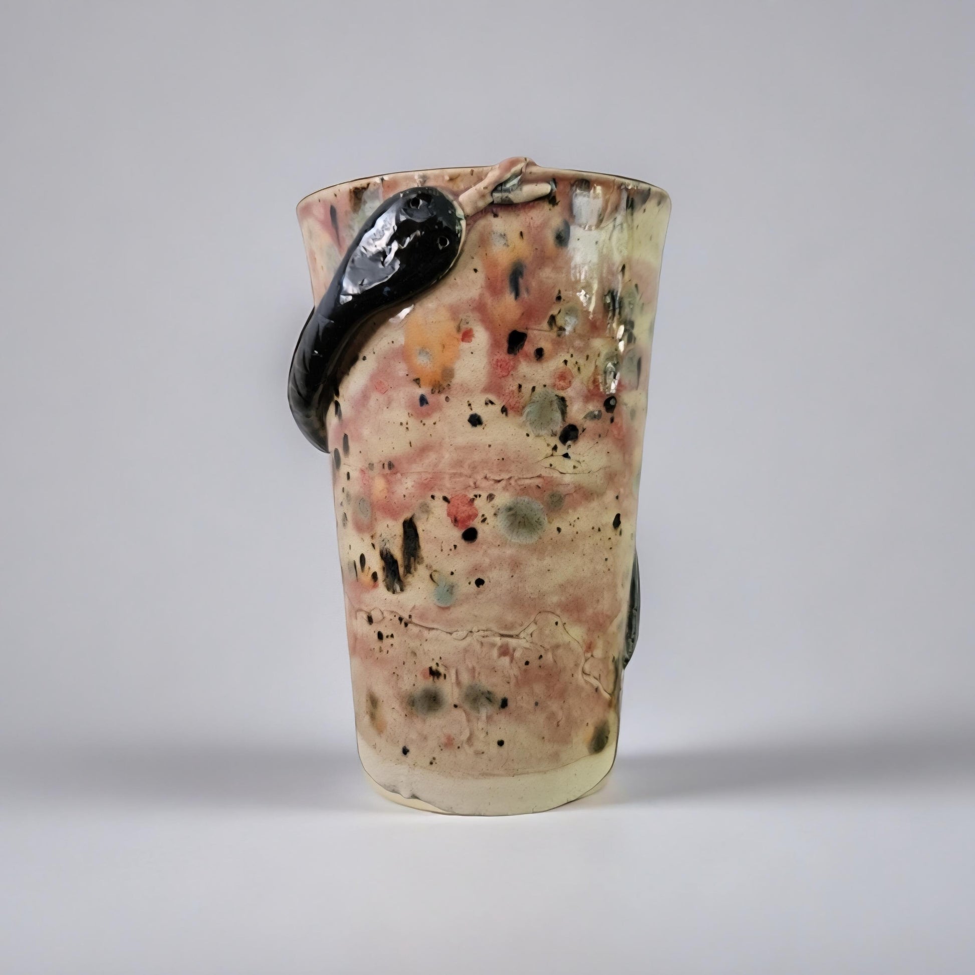 Coiling Serpent Tumbler – Healing Power Ceramic Vessel, Ø8×12 cm