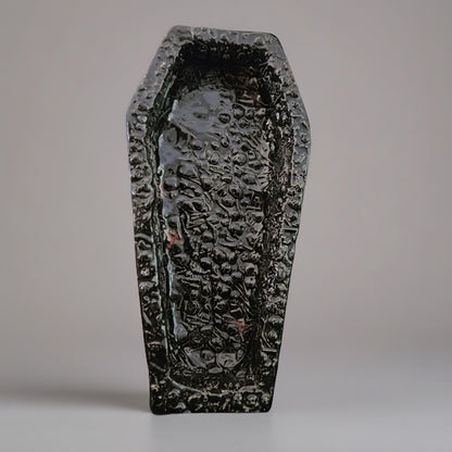 Skulls & Bones Ceramic Trinket Coffin – Obsidian Ceramic Resting Place, 15×7×2 cm