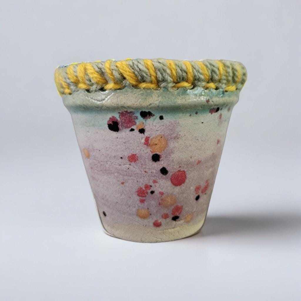 Crochet Rim Ceramic Planter – Playful Stitch-Touched Vessel, Ø6×7.5 cm