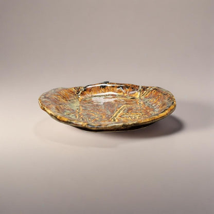 Rustic Leaf Ceramic Dish – Woodland Patterned Plate, Ø17×2 cm by Red Raven Pottery