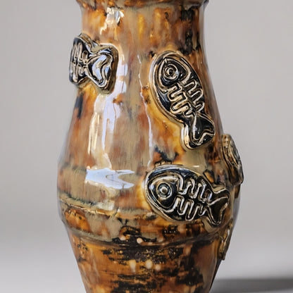 Earthfire Small Ceramic Vase – Amber Glazed Fishbone Vessel, Ø9×17 cm by Red Raven Pottery