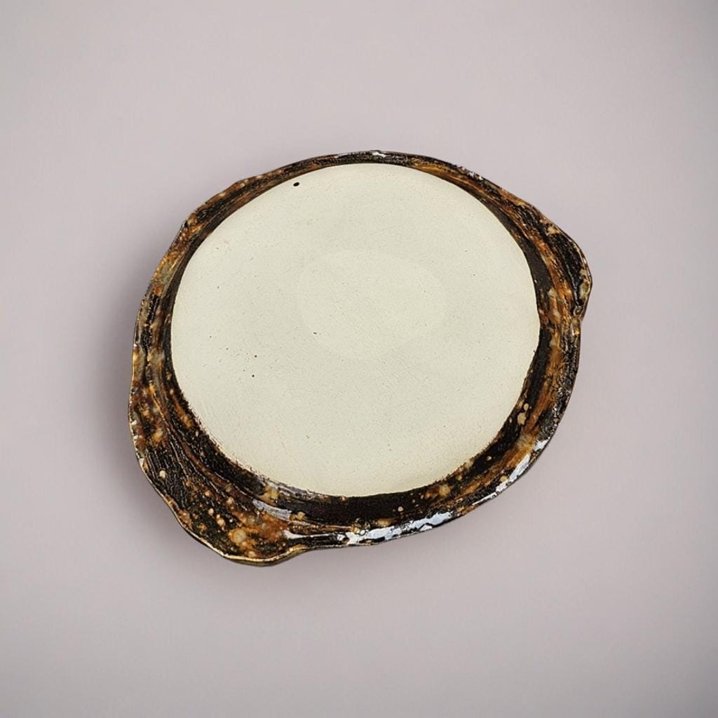 Rustic Leaf Ceramic Dish – Woodland Patterned Plate, Ø17×2 cm by Red Raven Pottery