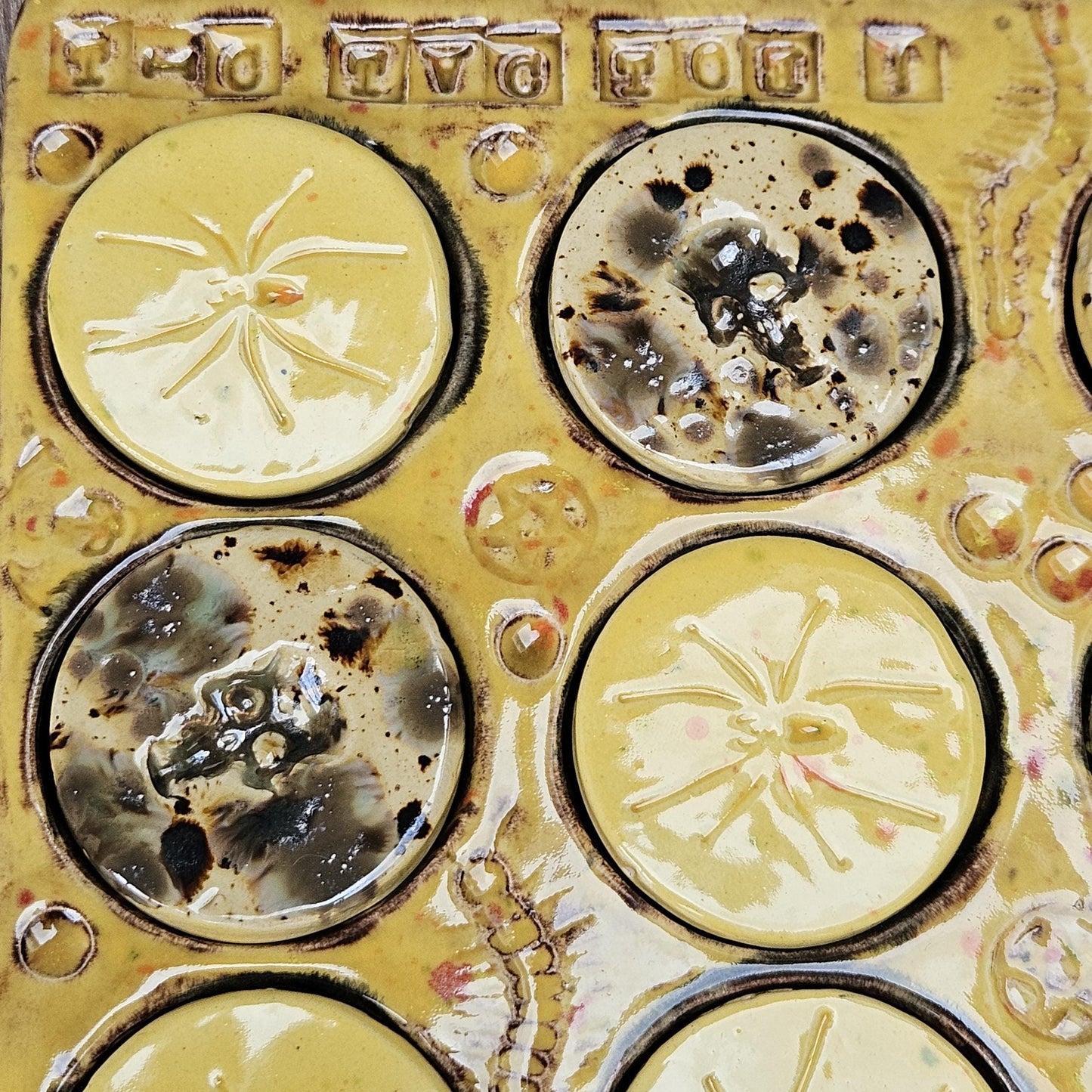 Sunset Shadow Tic Tac Toe Board – Handmade Ceramic Game Ritual, 18×18 cm by Red Raven Pottery