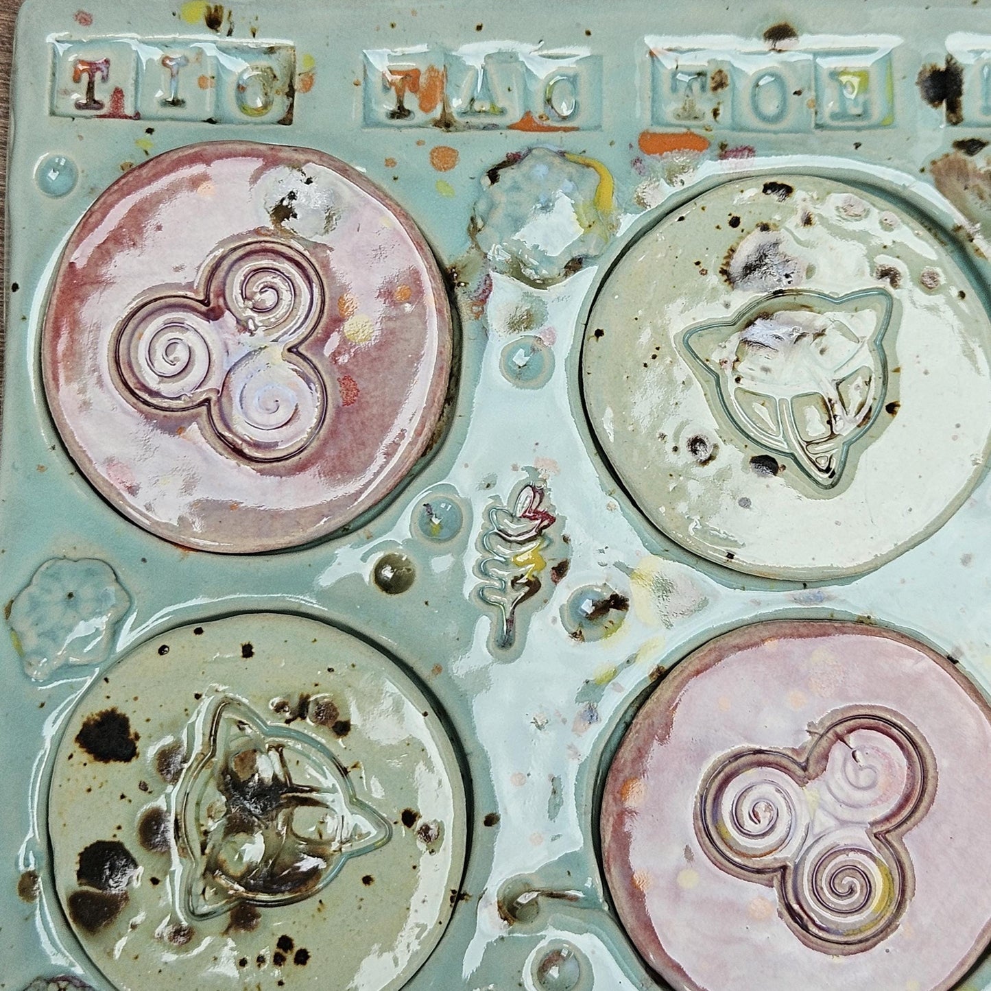 Twilight Circles Ceramic Tic Tac Toe Board – Handmade Ceramic Game Ritual, 18×18 cm by Red Raven Pottery