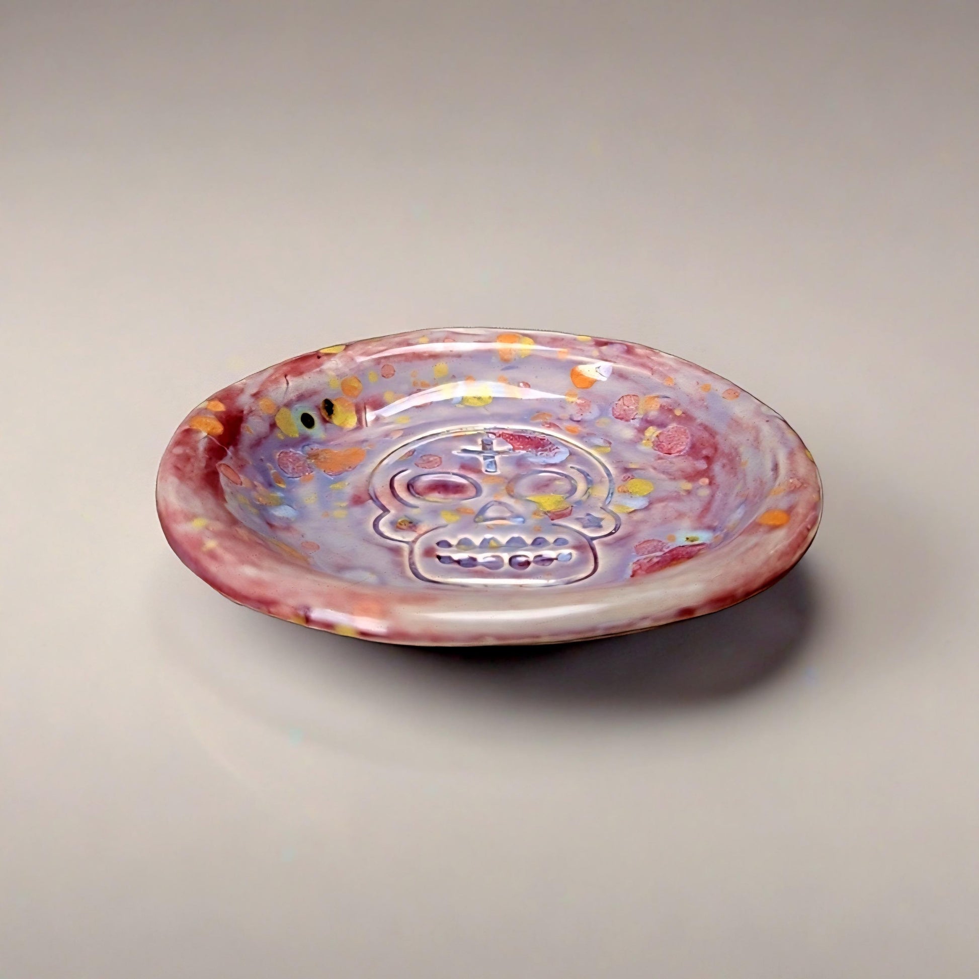 Sugar Skull Ceramic Mini Dish – Festive Macabre Trinket Keeper, Ø10×1.5 cm by Red Raven Pottery