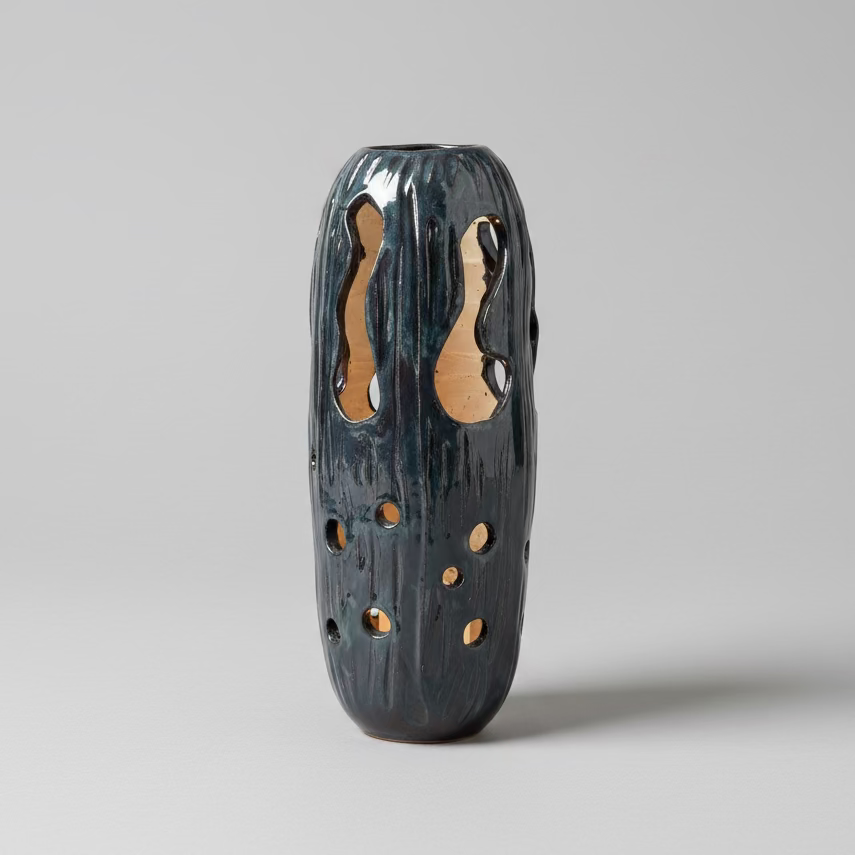 Lava Core Ceramic Vase – Open Earth Vessel, Ø7.5×21 cm by Red Raven Pottery