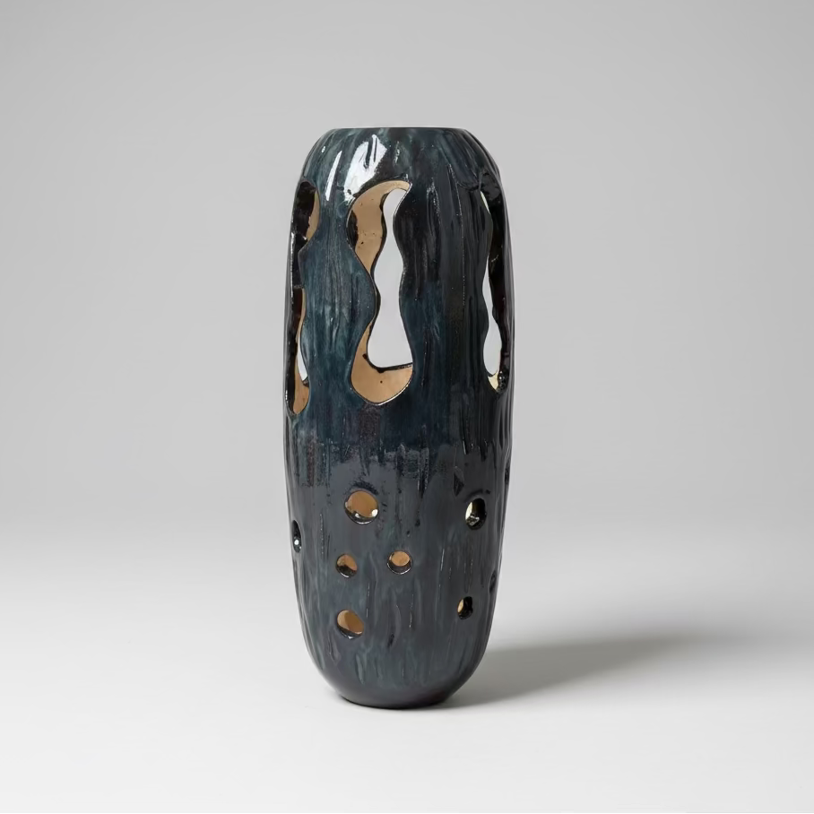Lava Core Ceramic Vase – Open Earth Vessel, Ø7.5×21 cm by Red Raven Pottery