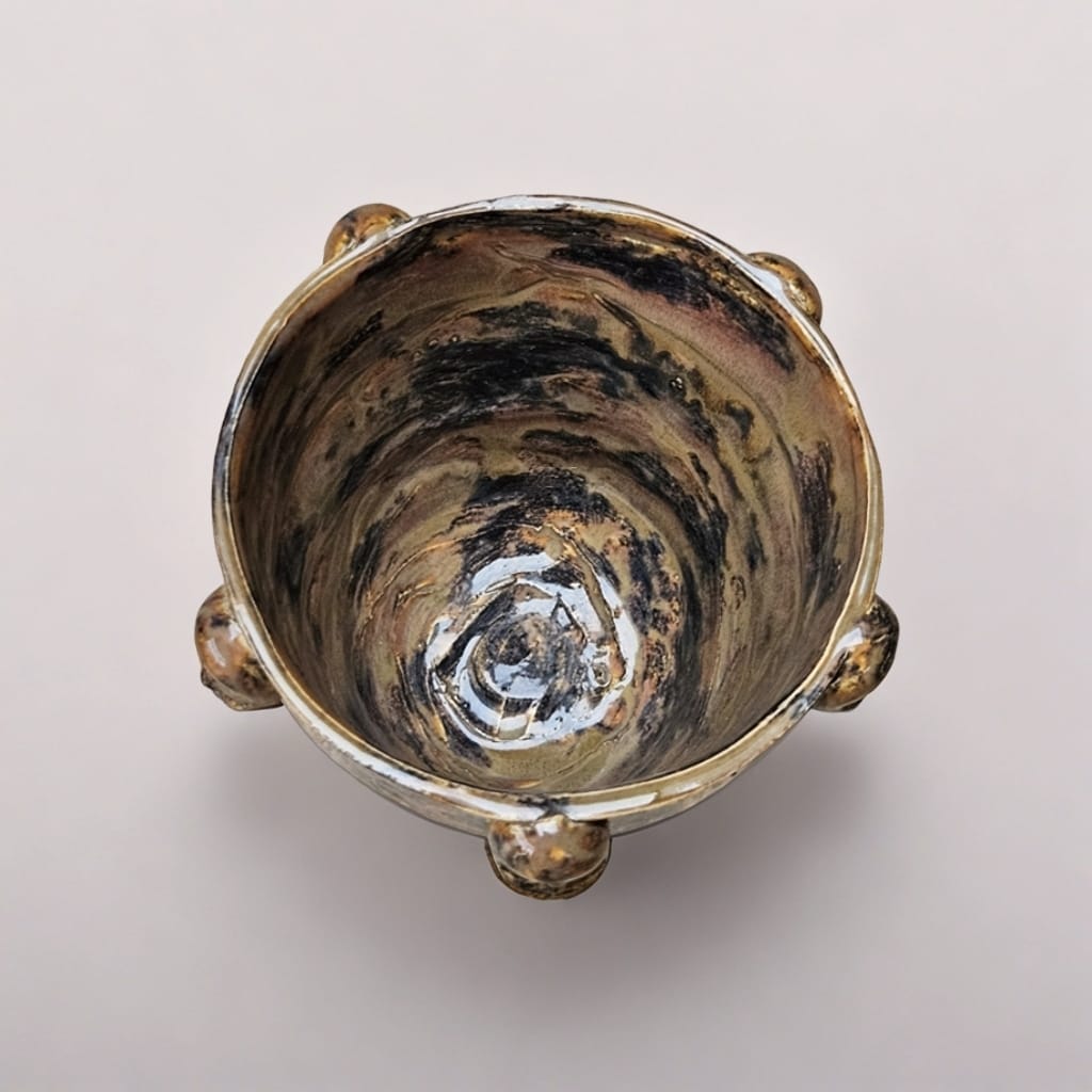 Life on Mars Ceramic Planter – Cosmic Chorus of Newborns, Ø11×8 cm by Red Raven Pottery