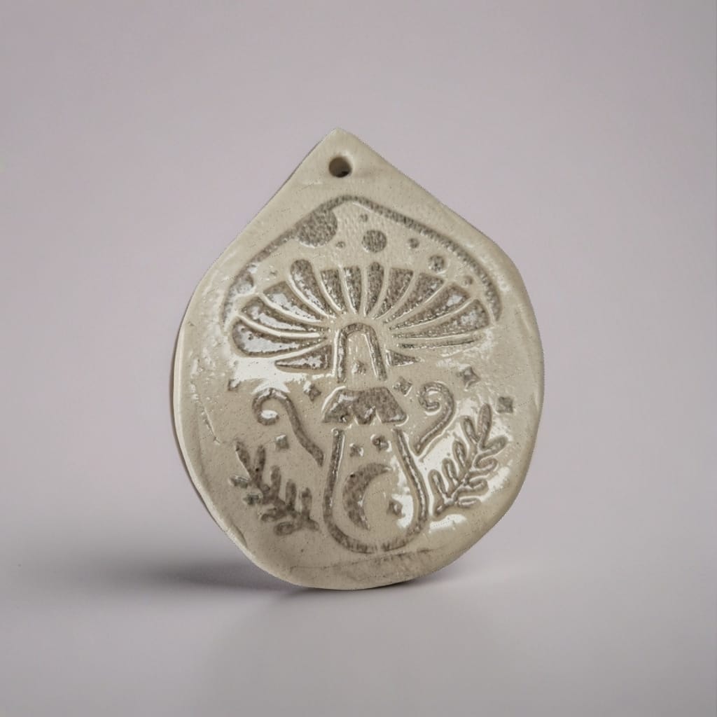 Magic Grove Ceramic Mushroom Ornament – Nature’s Quiet Enchantment, Ø7.5×8.5 cm by Red Raven Pottery