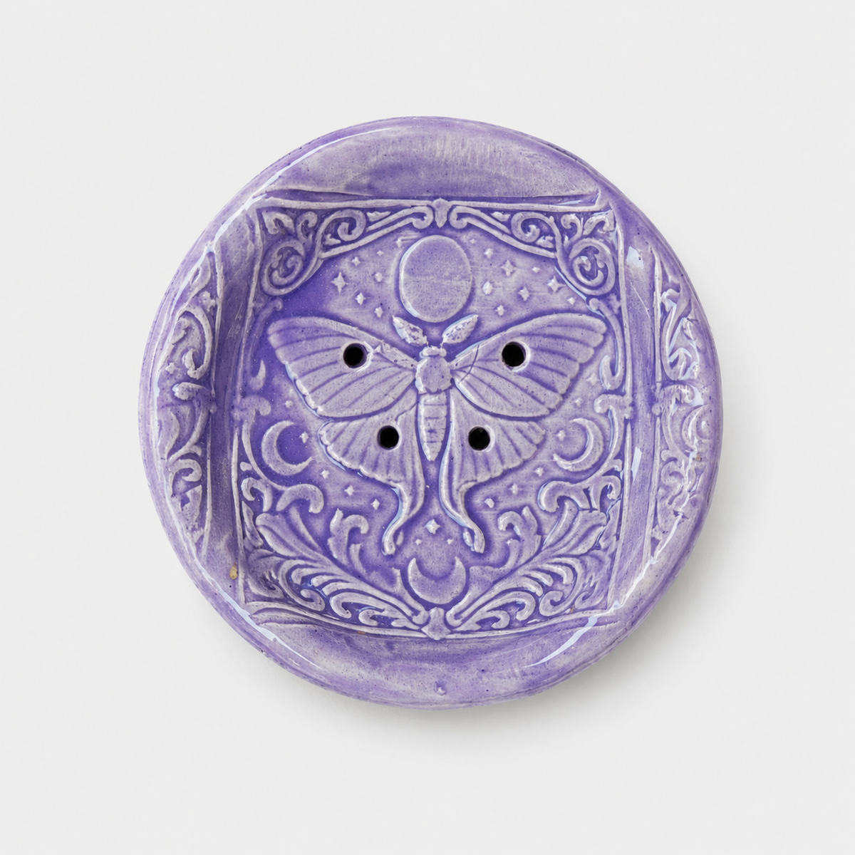 Moon Phase Moth Ceramic Soap Dish – Celestial Bathroom Ritual, Ø10 × 2 cm by Red Raven Pottery