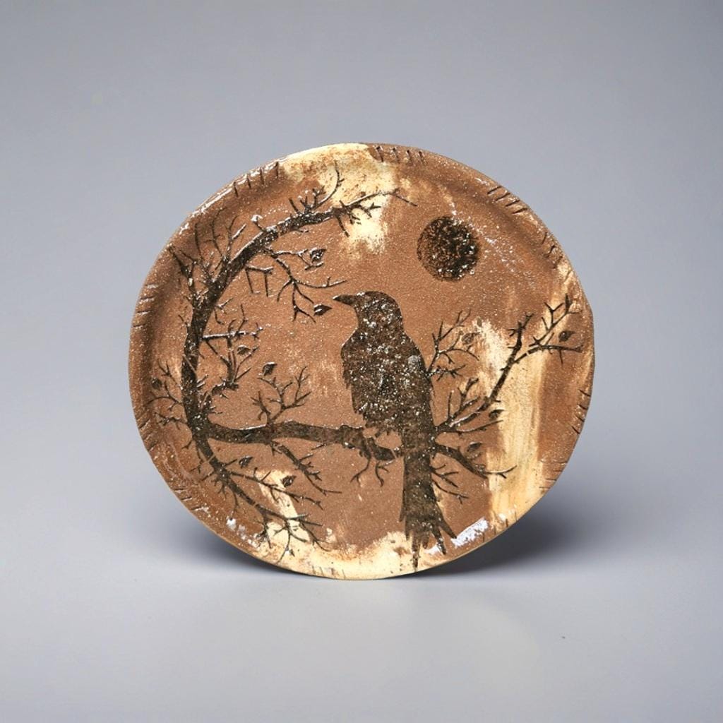 Mystic Raven & Moon Ceramic Plate – Pagan Altar Dish, Ø24 cm