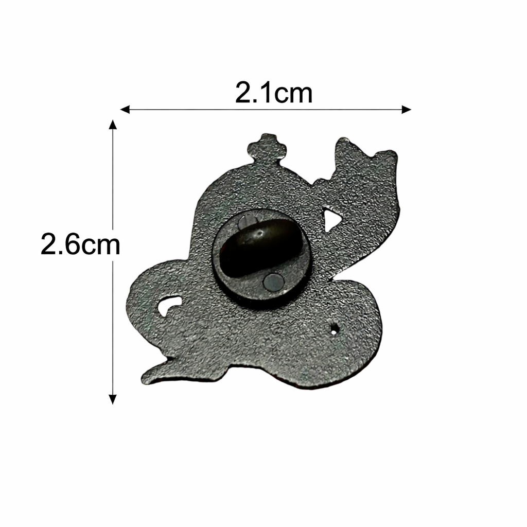 Never Trust the Living Lapel Pin – Beetle Tombstone Metal Badge, 2.1 × 2.6 cm