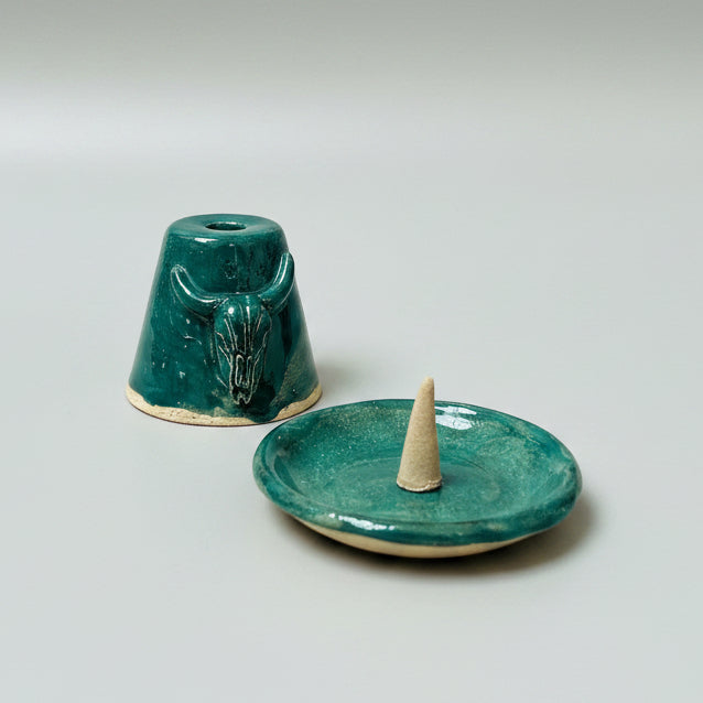 Nocturne Sightings Ceramic Incense Holder – Cone Ritual Vessel, Ø8×5.5 cm by Red Raven Pottery