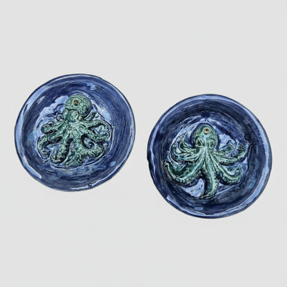 Octopus Drift Ceramic Incense Holder – Tide-Quiet Ritual Vessel, Ø8 x 1.5cm by Red Raven Pottery