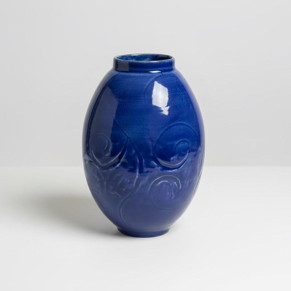 Octopus Drift Ceramic Vase – Ocean Depth Vessel, Ø11×17 cm by Red Raven Pottery